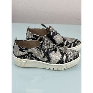 Soul Naturalizer Turner Women's Size 7M Snakeskin Slip On Sneakers